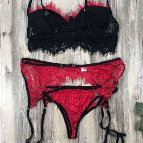 Sexy 3 Piece Red Sexy Lingerie Set - Picture 11 of 12